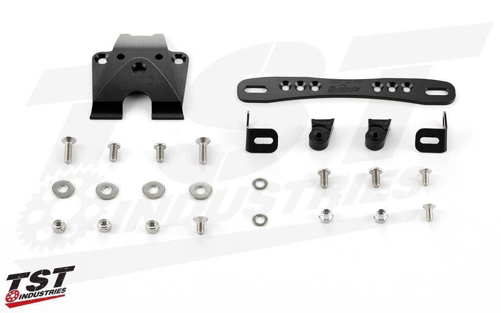 ■注意■この商品は下記となります。必ずご確認ください。LICENSE PLATE MOUNTING OPTION：Adjustable High Mount■他の商品はこちらですLICENSE PLATE MOUNTING OPTION：Fixed High MountはこちらLICENSE PLATE MOUNTING OPTION：Fixed Low Mountはこちら※リンク先に商品がない場合、すでに完売している商品となります。予めご了承ください。■商品概要・独自の軽量設計>・アメリカ製・アンダーテールクローズアウト・耐食性に優れたマウントパーツ・取扱説明書■詳細説明Get rid of the bulky stock fender and fill in the gaps leftbehindwith the TST Industries Fender Eliminator and UndertailCloseoutkit．High quality components designed and manufactured specificallytoset your FZ-09 / MT-09 apart from the rest of the pack．With 3 license plate bracket options，you can select the bracketthatbest fits your style．This kit provides the components necessary to get rid of thebulkystock fender and create a clean，finished，and elegant look onyour2014-2016 Yamaha FZ-09 / MT-09．We offer three different license plate mountingbrackets，enablingyou to mount your plate in the 'high' or 'low'mountinglocations．Our fixed-angle license plate mounting brackets are constructedoflaser cut corrosion-resistant steel and feature a black powdercoatfinish，while the 'adjustable high' bracket is CNC machinedaluminumwith a black anodized finish．Each fender eliminator kit comes with our exclusiveundertailcloseout that perfectly matches the lines of the FZ-09 /MT-09which provides a mounting base for the 'high' licenseplatebrackets．The included hardware can be used to seal the mounting pointsandproviding a sleek and finished look when paired with the'fixedlow' bracket．Other fender eliminator kits can’t do that．With our high quality components and precision construction，thisiseasily the sexiest fender eliminator kit on the market fortheYamaha FZ-09 / MT-09．■注意点※取り扱い説明書が付属する場合は英語となります。※アメリカ製の仕様となっているため、日本のナンバープレート装着する際は、加工が必要となります。米国以外での使用について：5mmハードウェアで5-6.1インチの穴間隔にインチの穴の間隔に対応します。調節可能なブラケットは5mmハードウェアとの5.2~6.29インチの穴の間隔に対応します。購入する前に適合性をお確かめ下さい。このアイテムはDOTは承認しておらず、お住まいの地域の法律および規制に準拠していない可能性があります。■適合車種FZ-09 2014-2016&ensp;FZ-09 2014-2016MT-09&ensp;MT-09 年式: 14-16