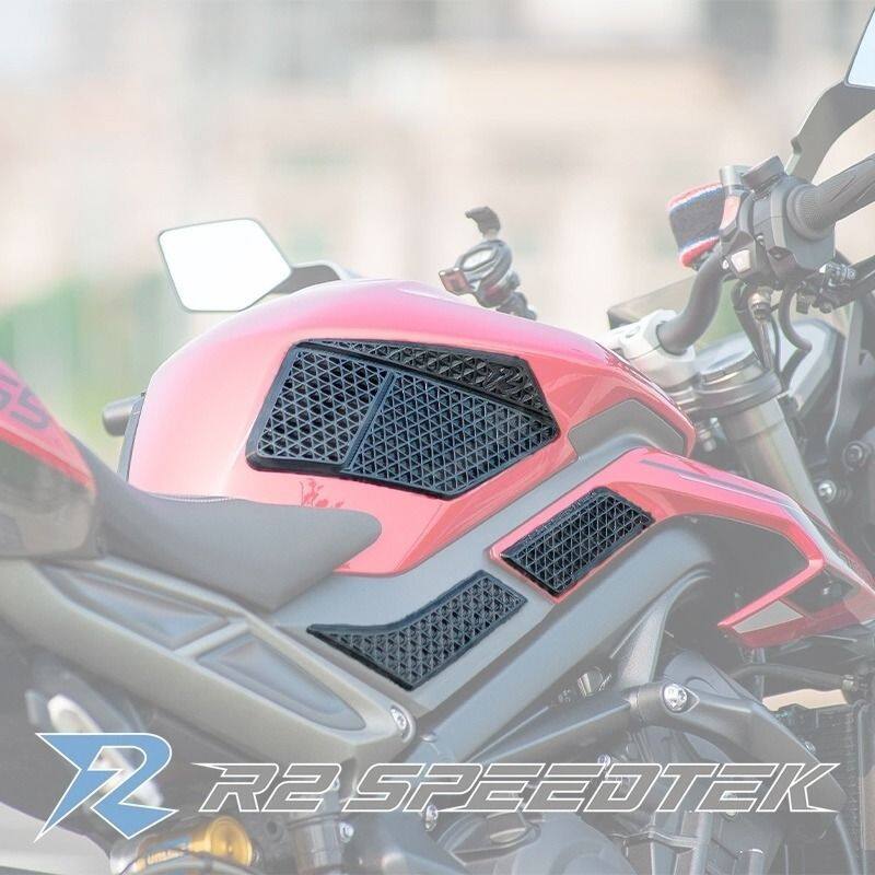 R2 SpeedTek アールツースピードテック タンクパッド STREET TRIPLE 765 (23-) R TRIUMPH トライアンフ タンク関連 外装