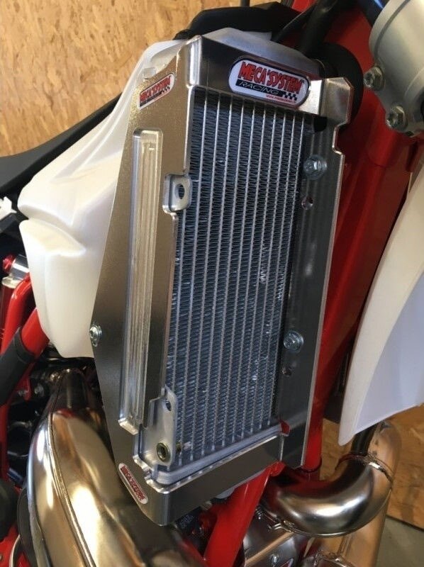 MECASYSTEM メカシステム Hoops Radiators 125/200/250/300/350/390/430/480 BETA - 2 and 4 Tps AM 2020 ラジエーターコアガード・オイルクーラーコアガード 冷却関連 エンジン