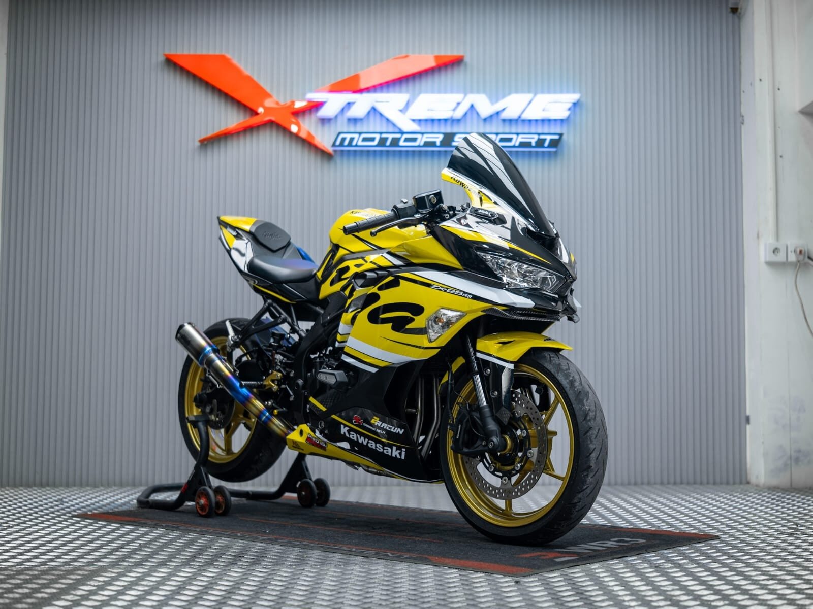 楽天市場】python マフラーの通販