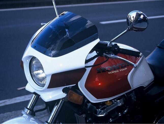 MOTO ZOOM モトズーム ビキニカウル CB1000SF HONDA ホンダ カウル関連 外装