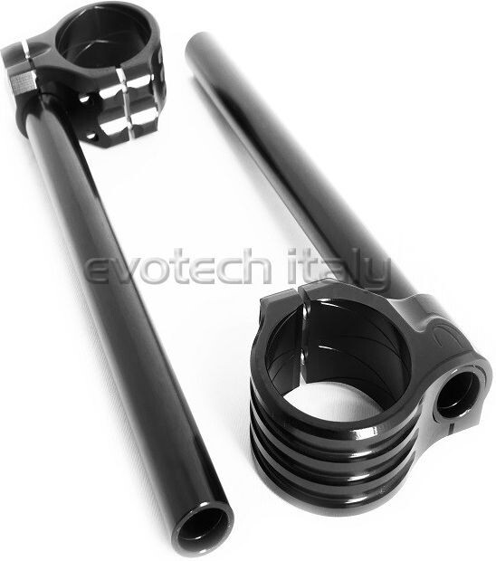 ■詳細説明Kit semimanubri per forcelle diametro 45mm■注意点※取扱説明書が付属する場合は外国語となります。※輸入商材の為、納期が遅れる場合がございます。あらかじめご了承ください。※画像には他の商品が含まれている場合があります。※メーカー都合により商品の仕様変更がある場合がございます。ご了承ください。　※画像はイメージです。