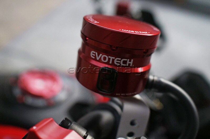 EVOTECH エボテック Front Brake Fluid Reservoir With Side Outlet， Red マスターシリンダーリザーバータンク ブレーキ