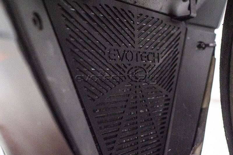 EVOTECH エボテック Lower Radiator Guard PANIGALE V2 STREETFIGHTER DUCATI ドゥカティ その他エンジンカバー エンジンパーツ エンジン