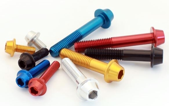 EVOTECH エボテック Ergal Flanged Socket Cap Bolts M6X10， Gold その他汎用外装部品・ドレスアップパーツ 外装