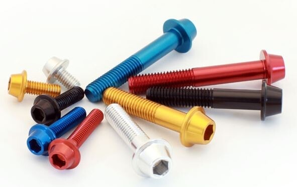 EVOTECH エボテック Ergal Flanged Socket Cap Bolts M6X10， Gold その他汎用外装部品・ドレスアップパーツ 外装