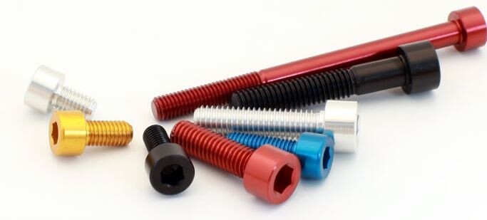 EVOTECH エボテック Ergal Flanged Socket Cap Bolts M6X30， Silver その他汎用外装部品・ドレスアップパーツ 外装