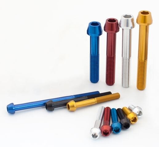 EVOTECH エボテック Ergal Bolts Tcce M6X70， Red その他汎用外装部品・ドレスア...