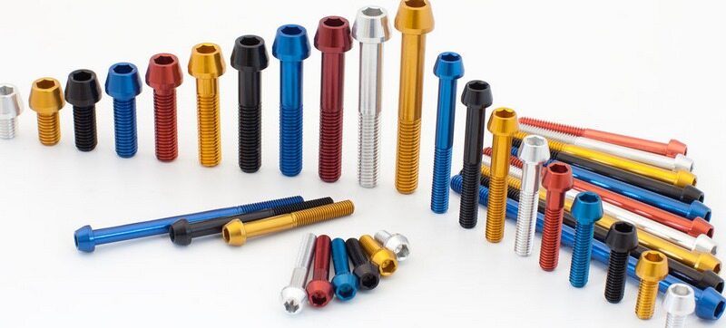 EVOTECH エボテック Ergal Bolts Tcce M6X70， Red その他汎用外装部品・ドレスア...
