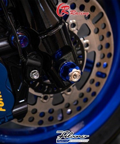 PIRANHA ピラニア CR RACING CNC Stainless Steel Front Axle with Special Editio...