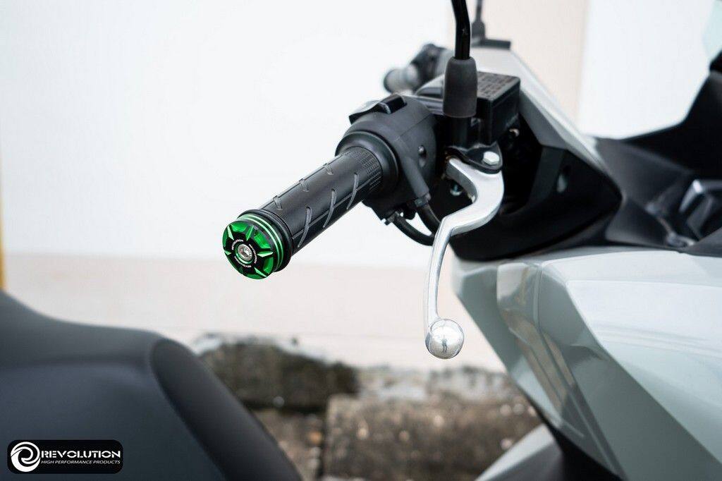 REVOLUTION レボリューション Bar End (2Tone) V2 PCX-160 NEW2025/FORZA-350/X-MAX300/LEAD-125 (34x13.5mm) バーエンド ハンドル