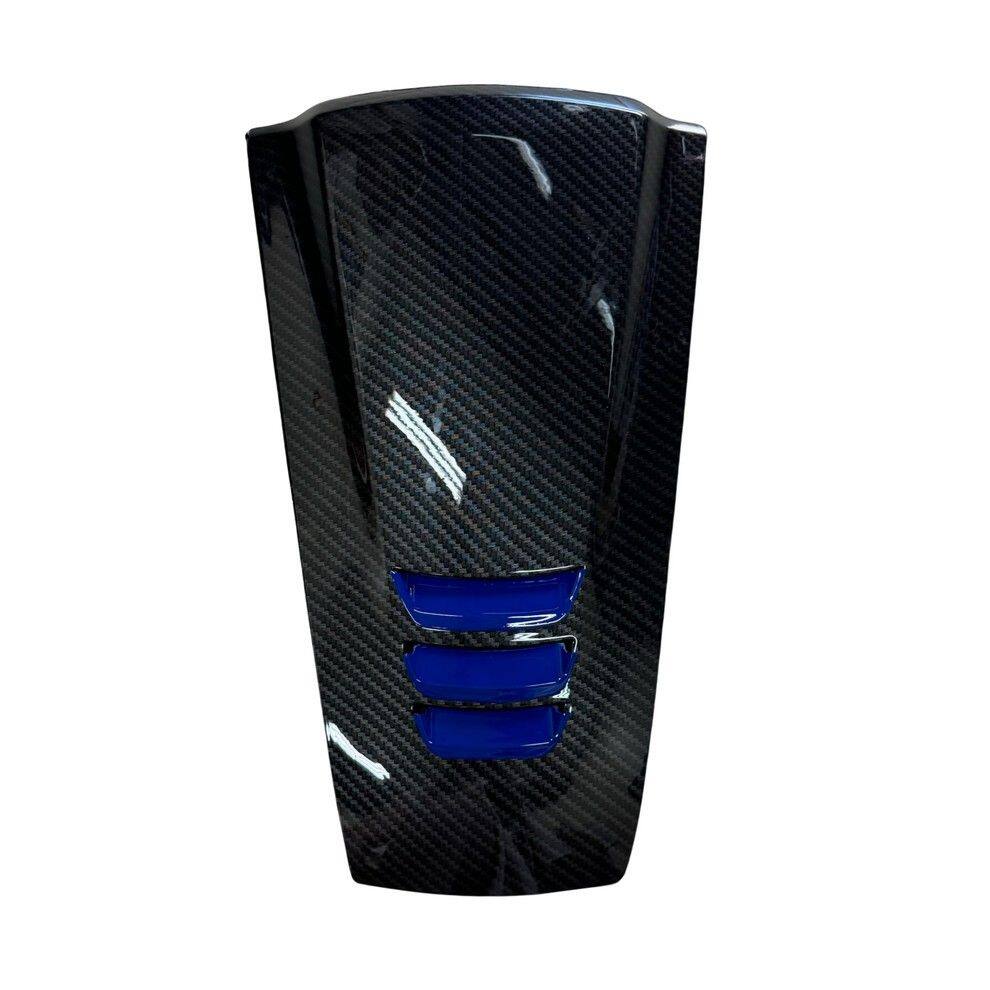 ■注意■この商品は下記となります。必ずご確認ください。COLOR：Carbon-Blue Film■他の商品はこちらですCOLOR：Carbon-Red FilmはこちらCOLOR：Carbon-Orange FilmはこちらCOLOR：Carbon-Yellow FilmはこちらCOLOR：Carbon Film - Lemon YellowはこちらCOLOR：Carbon-Green FilmはこちらCOLOR：Carbon-Purple Filmはこちら※リンク先に商品がない場合、すでに完売している商品となります。予めご了承ください。■詳細説明Product made in Thailand good quality and cheap price.Build your own style by this custom part.■注意点※取扱説明書が付属する場合は外国語となります。※輸入商材の為、納期が遅れる場合がございます。あらかじめご了承ください。※メーカー都合により商品の仕様変更がある場合がございます。ご了承ください。※画像には他のカラーが含まれている場合があります。　※画像はイメージです。■適合車種GIORNO+ 125&ensp;GIORNO+ 125