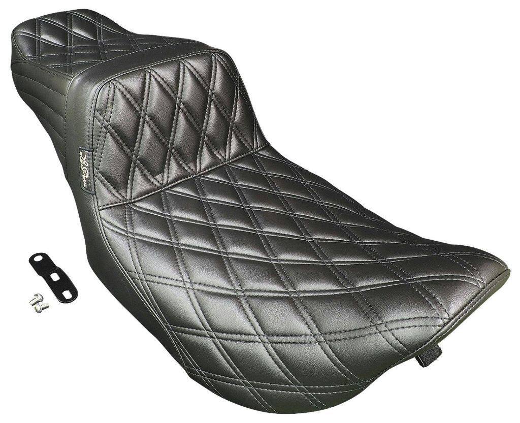 LePera ラペラ テールウィップシート Wダイヤステッチ FLHRロードキング HARLEY-DAVIDSON ハーレーダビッドソン シート シート関連 外装