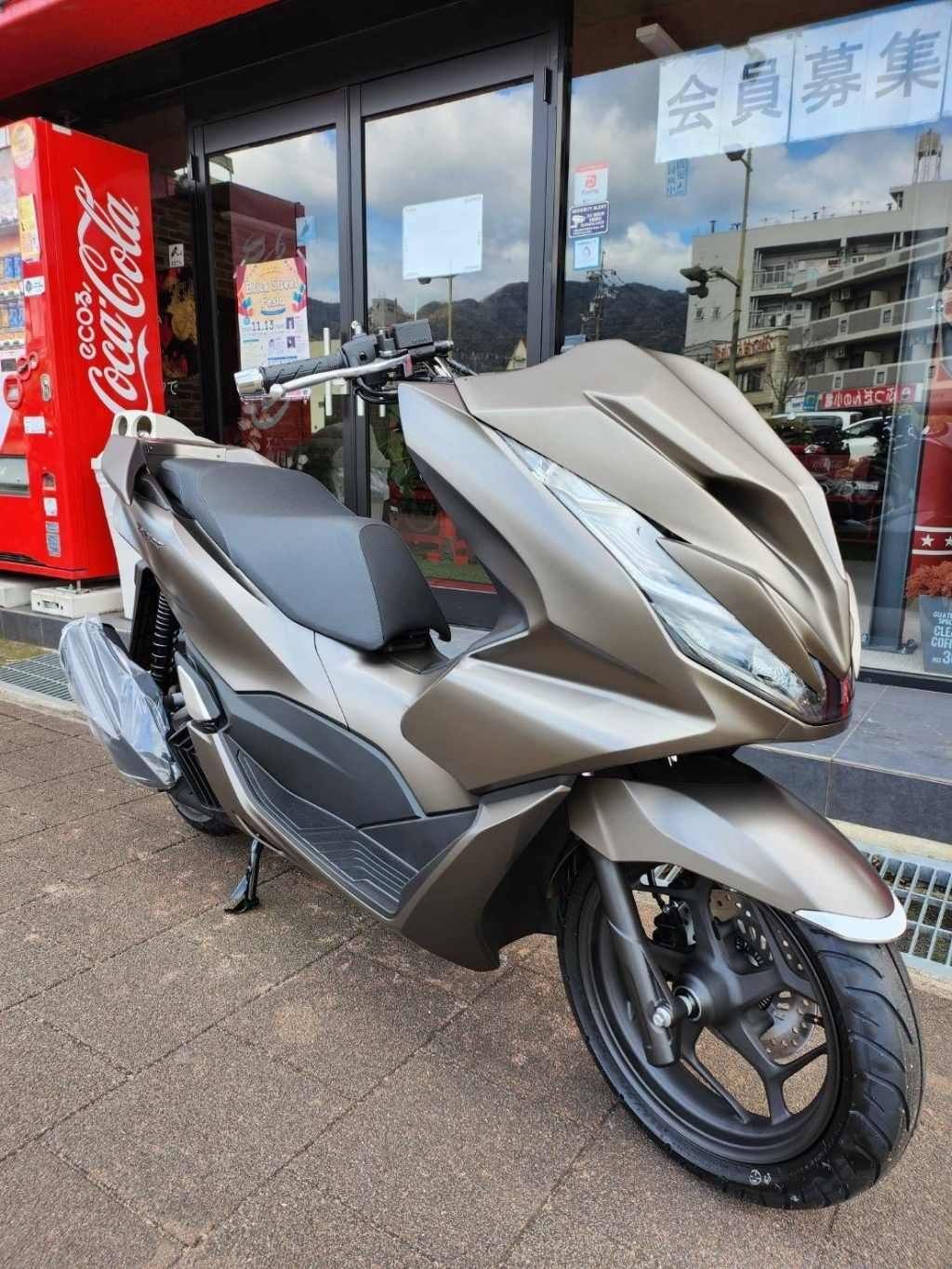 KOTANI MOTORS コタニモータース デビルウィング NEWPCX HONDA ホンダ シングルシートカウル シート関連 外装 カラー：マットコスモシルバーメタリック