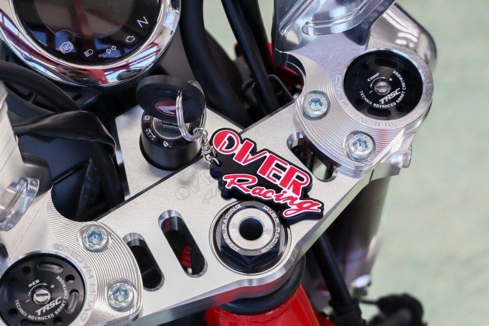 Other - OVER オーヴァー ラバーキーホルダー Racingロゴ キーホルダー バイク関連グッズ