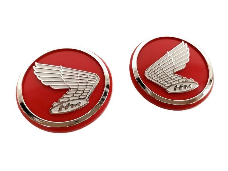 Thaiminilovers タイミニラバーズ Round wing logo 6.2cm adhesive backing for fuel tank エンブレム 外装 COLOR：Silver and red logo with white wings