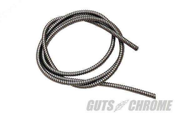■商品概要【内径】3／16インチ(約4.7mm)【配線】2本用【素材】ステンレス製【長さ】150cm■詳細説明SUPER COOLな配線カバー。アメリカの古い工業車両などに使われていた蛇腹タイプの配線カバーです。やれたCHOPPERにもピカピカのクリーンなCHOOOERにも似合います。■注意点※切断にはサンダーが必要です。また穴部分のならし作業が必要です。あらかじめご了承くださいませ。※メーカー都合により商品の仕様変更がある場合がございます。ご了承ください。
