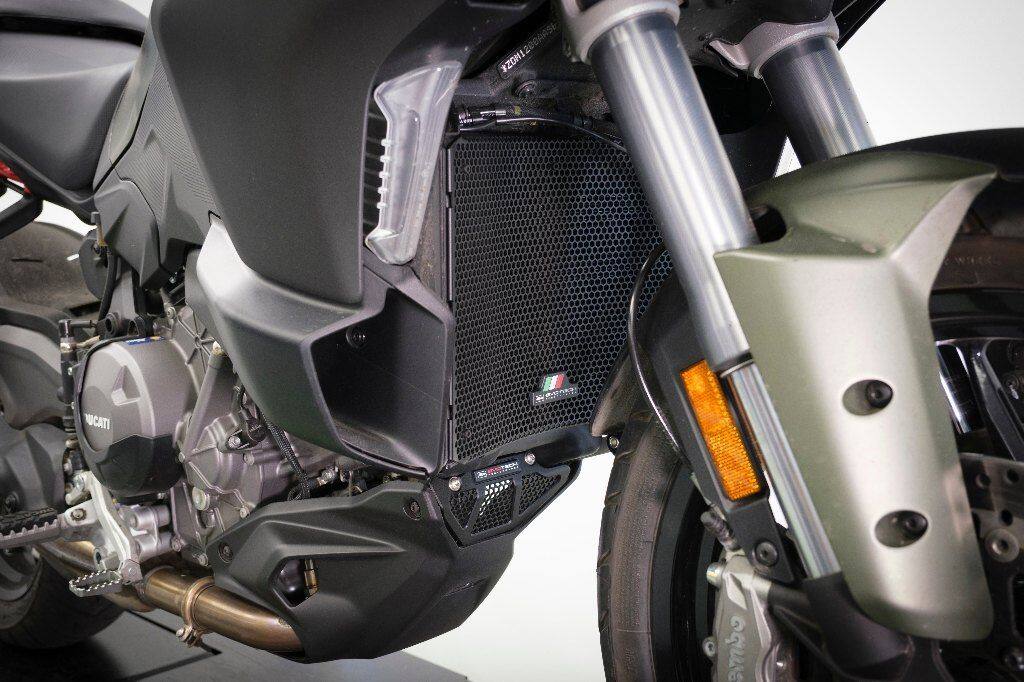 Evotech Performance エボテックパフォーマンス ラジエーターコアガード Multistra...