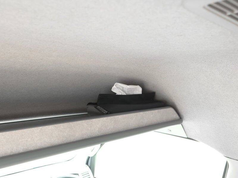 OGUshow オグショー 200系ハイエース ESフロントトレー TOYOTA トランポ用品