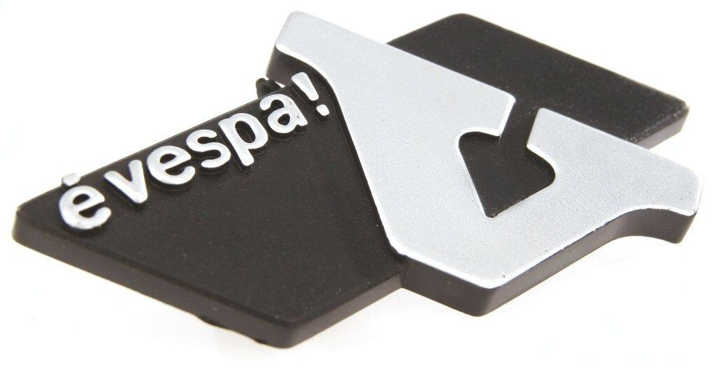 SIP Scootershop エスアイピー スクーターショップ  バッジ 'eVespa！' グローブボックス 257286 PK 50 XL FL HP N Plurimatic／Automatica XL2／Elestart PK125 NUOVO Automatica XL2 Vespa ベスパ その他グッズ バイク関連グッズ