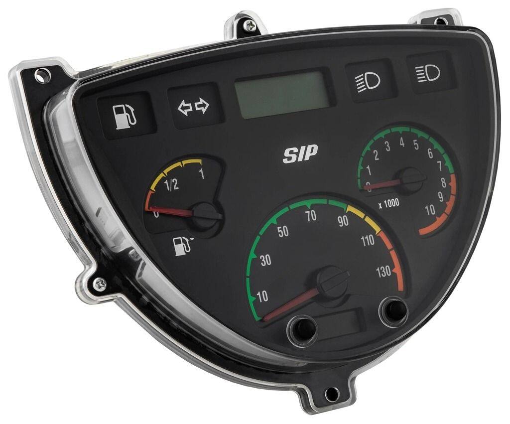 ■商品概要- 130 (km/h)／10.000 (Umin/rpm)フェイス：ブラックホワイトの数字アナログ ディスプレイ 3 台、LCD 2 台デジタル/アナログ、21 機能グレード1＊ - 高品質補修用■詳細説明SIP T5 回転計は、オリジナルのアナログ計器の外観を持つ Vespa T5 モデル用の SIPPERFORMANCEのマルチ計器です。2010 年の導入以来、速度計付き SIP 回転計は市場を根本的に変えました。以前は多数の追加デバイスを挿入することでのみ実現可能であった機能が、現在では単一の計器に、そして目立たない方法でまとめられています。アナログ回転 / 速度 /燃料計オリジナルの光学系国内バージョンと国際バージョンが利用可能オリジナルの外観を持つT5スピードメーターのデザインは、アナログ回転カウンターを備えた非常に人気のあるT5計器を彷彿とさせます。毎分回転数と速度に加えて、このスピードメーターは温度も表示できます。メニューでAFとEGT接続を切り替えることができます。2つの小さな押しボタンを使用すると、異なるデジタル表示をエレガントに切り替えることができます。これらは、スピードメーターのガラスにさりげなく組み込まれています。ちょっとした楽しみ：エンジンが始動するたびに、回転カウンターがセルフテストを実行し、グランプリ気分を演出します。速度、回転数、燃料計は常にアナログで表示されます。さらに、スピードメーターには 2 つのデジタルディスプレイがあります。多数の追加機能をそれらに表示できます。オプションで速度や毎分回転数も表示できます。SIPでは 2 つのバージョンを開発しました。 T5 レブカウンター：MPH 市場向けに幅広い表示を提供するため、国内用の km/hとkm/h と mph の国際用のカウンターを提供します。長距離の旅行では、別の機能が便利です。走行時間と平均速度で2つの個別の距離を区別できます。日常の距離とツーリングの距離を区別するのに最適です。ただし、合計距離も設定できるため、古い速度計の走行キロメートルを問題なく引き継ぐことができます。特別な機能は次のとおりです。ギヤ表示。その時点で入っているギヤを読み取ることができます。これを行うために、スピードメーターは回転数と移動速度を比較し、ギヤ比を計算します。プライマリギヤ比とリアギヤ比、および個々のギヤホイールの組み合わせは無数にあるため、この機能を最初に学習する必要があります。注意点火プラグと干渉抑制付きプラグを常に使用してください。取り付け取り付けこの速度計は非常に簡単です。オリジナルと同様に、速度は速度計ケーブルによって決定されますが、交換部品として購入できる速度センサーを使用するオプションもあります。そのため、速度計ケーブルが摩耗したり破損したりしても、ディスプレイは引き続き信頼性が高く機能します。ちなみに、速度は光信号によって記録されます。データを失う危険はありません。内部メモリのおかげで、すべての情報は安全にバックアップされます。スピードメーターはAC12Vで動作します。つまり、バッテリーは必要ありません。DC12Vに接続するとRPM機能は使用できません！SIPパフォーマンス/ベスパトロニック/パーマキットイグニッションを接続できます。結論：SIP T5レブカウンターは、オリジナルの外観を持つスピードメーターとレブカウンターを組み合わせたハイエンドの計器です。レーサー、ツーリングパイロット、または都会のカウボーイ - 誰もがその利点を理解するでしょう。スピードアナログアップ最大 10000 rpm/rpm速度デジタル 最大 14000 rpm/rpmアナログ速度の代替として、モデルに応じてアナログ速度も追加されました速度デジタル 最大 199 km/h または 140 mph最高速度 199 km/h または 140 mphターゲット距離、例： メンテナンス間隔用走行距離計調整可能ギア表示教示可能レベル警告付き燃料計温度 0-250°または32°-482°Fシリンダーヘッドまたは水温用、点火プラグ用の温度センサーは出荷時に含まれています100°-1200°CのSIP排気ガス温度センサーを備えたEGT温度計が可能A 10.0-24.0のSIPラムダセンサーを備えたAF表示が可能最高温度合計距離は最大99999 km/マイル合計距離は調整可能(古いスピードメーターの測定値は転送可能)単一距離AおよびB 最大9999.9 km/マイル走行時間AおよびB 最大99.59時間平均速度AおよびB 最大199 km/hまたは140マイル低電圧警告DCスピードメーター照明の明るさは5段階で調整可能タンク、インジケーター、ハイビーム、ロービームインジケータースピードセンサーラムダセンサー排気ガス温度センサーインドネシアの PT Dan Engine は Excel 150/200 と呼ばれる Vespa T5モデルも製造しました。ただし、これらのモデルには PX150/PX200 エンジンが搭載されています。...■注意点※取扱説明書が付属する場合は外国語となります。※輸入商材の為、納期が遅れる場合がございます。あらかじめご了承ください。※画像には他の商品が含まれている場合があります。※メーカー都合により商品の仕様変更がある場合がございます。ご了承ください。■適合車種T5／Elestart&ensp;T5／Elestart 年式: 85-90&ensp;&ensp;備考: 125cc type VNX5T engine 2T AC