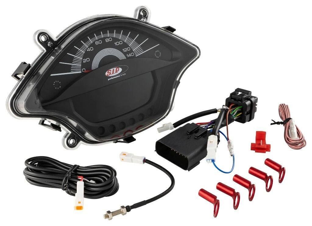 ■商品概要- 140 (km/h/mph)／14.000 (Umin/rpm)フェイス：ブラックホワイトの数字フェイスプレート：ブラックグレード1＊ - 一流の修理、非常に魅力的なアクセサリーとしてOEM番号：1D001501R／1D001496R (PIAGGIO)■詳細説明SIP スピードメーター/レブカウンターは、最小限の装備を備えたオリジナルのスピードメーターユニットを最先端の多機能計器に置き換えます。このスピードメーターには、スクーターの速度 (最大 140 mph/kph) またはモーターの速度 (最大 14.000rpm)を表示する非常に大きなアナログ表示が付いています。これは、スピードメーターの針が現在の回転数または速度を表示するようにプログラムできることを意味します。デジタル表示スピードメーターの表面の下半分にあるディスプレイは、車両の「モード」ボタンを使用してスクロールする18の異なる機能を表示するために使用できます。標準的なアナログ/デジタル車両およびモーター速度測定に加えて、このスピードメーターには、トリップカウンター/総走行距離機能、モーターおよび周囲温度測定、距離と速度測定用の加速度センサー、平均速度、その他多くの革新的な機能もあります(下記の機能リストを参照)。バックライトの色は、 8つの異なる色に設定でき、明るさも調整可能です。各点火シーケンス中に、速度計は自動診断チェックを実行します。スクーターの走行速度は、車両のワイヤリングハーネスに組み込まれているオリジナルの速度センサー、または別売りのデジタルセンサーシステムのいずれかを使用して測定できます。完全な配線織機アダプターがキットに含まれています。これにより、はんだ付けの必要がなく、取り付けが簡単になります。機能：アナログ速度：0-140 mph/kphデジタル速度：0-260 kphアナログ回転数：0-14000 rpmデジタル回転数：0-14000 rpm総走行距離：0000-999999 マイル/km走行距離 A ＆ B：最大 9999.9mph/kph走行時間 A ＆ B最長99.59時間バッテリー充電レベル(不足電圧警告を含む)プログラム可能な総走行距離(元の車両の走行距離と同期可能)AとB間の平均速度、最大140マイル/時バックライトの5つの異なる照明レベル8つのバックライトの色から選択可能デジタル燃料レベル警告(燃料ディスプレイの点滅で表示) ＆燃料ランプ)デジタル時計(12時間/24時間)温度計過熱警告(警告、温度記号を含むバー全体が点滅します。)シリンダーヘッド/点火プラグの温度測定(最大250°C/32°-482°F)、点火プラグ温度用の別個のセンサーもキットに含まれています最高速度、最大回転数、温度のデータ保存機能トリップと加速測定トリップ測定は、0-1000 メートルの距離で実行できます。加速度測定は、自由に選択した速度範囲で実行できます。SIP スピードメーターのマニュアルは、ここからダウンロードできます。■注意点※取扱説明書が付属する場合は外国語となります。※輸入商材の為、納期が遅れる場合がございます。あらかじめご了承ください。※画像には他の商品が含まれている場合があります。※メーカー都合により商品の仕様変更がある場合がございます。ご了承ください。■適合車種Primavera 3V Euro5&ensp;Primavera 3V Euro5 年式: 20-23&ensp;&ensp;備考: 50cc type ZAPCD010 engine 4T AC&ensp;Primavera 3V Euro5 年式: 24-&ensp;&ensp;備考: 50cc type ZAPCD0102 engine 4T ACPrimavera 3V／Touring Euro4&ensp;Primavera 3V／Touring Euro4 年式: 17-18&ensp;&ensp;備考: 50cc type ZAPCA01 / ZAPCA0102 engine 4TACPrimavera i.e. 3V Euro4&ensp;Primavera i.e. 3V Euro4 年式: 16-17&ensp;&ensp;備考: 125cc type ZAPM81100 engine 4T AC&ensp;Primavera i.e. 3V Euro4 年式: 16-17&ensp;&ensp;備考: 150cc type ZAPM81200 engine 4T AC&ensp;Primavera i.e. 3V Euro4 年式: 16-17&ensp;&ensp;備考: 150cc type ZAPM81201 engine 4T ACPrimavera i.e. 3V iGet Euro4&ensp;Primavera i.e. 3V iGet Euro4 年式: 16-20&ensp;&ensp;備考: 125cc type ZAPMA11 / RP8M825 engine 4TAC&ensp;Primavera i.e. 3V iGet Euro4 年式: 16-20&ensp;&ensp;備考: 150cc type ZAPMA1200 / ZAPMA1201 /RP8M82222 / RP8M82210 engine 4T ACPrimavera i.e. 3V iGet Euro5&ensp;Primavera i.e. 3V iGet Euro5 年式: 20-22&ensp;&ensp;備考: 125cc type ZAPMD11 engine 4T AC&ensp;Primavera i.e. 3V iGet Euro5 年式: 20-23&ensp;&ensp;備考: 150cc type ZAPMD12 engine 4T LCPrimavera i.e. 3V iGet&ensp;Primavera i.e. 3V iGet 年式: 16&ensp;&ensp;備考: 125cc type RP8M82500 engine 4T ACPrimavera i.e. 3V／Touring&ensp;Primavera i.e. 3V／Touring 年式: 13-16&ensp;&ensp;備考: 125cc type ZAPM81100 / ZAPM81101 / RP8M82engine 4T AC&ensp;Primavera i.e. 3V／Touring 年式: 13-16&ensp;&ensp;備考: 150cc type ZAPM81200 / ZAPM81201 / ZAPM818/RP8M82 engine 4T AC&ensp;Primavera i.e. 3V／Touring 年式: 13-18&ensp;&ensp;備考: 125cc type ZAPM81101 engine 4T ACPrimavera／Touring 4V&ensp;Primavera／Touring 4V 年式: 13-17&ensp;&ensp;備考: 50cc type ZAPC53100 engine 4T ACPrimavera&ensp;Primavera 年式: 13-16&ensp;&ensp;備考: 50cc type ZAPC53200 engine 2T ACSprint 3V Euro4&ensp;Sprint 3V Euro4 年式: 17-20&ensp;&ensp;備考: 50cc type ZAPCA0101 engine 4T AC...