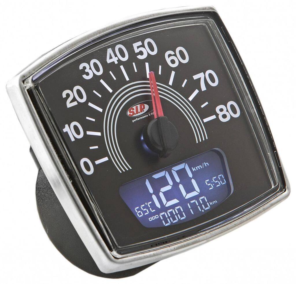 ■商品概要- 80 (km/h/mph)／8.000 (Umin/rpm)Φ84x73mmフェイス：ブラックホワイトの数字デジタル/アナログ、20 機能サーミスタ用の配線、ブラックボックス付き接続ケーブルグレード1＊ - 一流の修理、非常に魅力的なアクセサリーとして■詳細説明SIP Performance のスピードメーター/レブカウンター2.0は、クラシックなベスパおよびランブレッタモデル用の最新の計器クラスターです。SIP レブカウンターは、2010 年の発売以来、スピードメーター市場に革命をもたらしました。以前は多くの追加計器でのみ可能であった機能が、最大限の控えめな表現で 1 つのデバイスに統合されました。数年が経過し、数え切れないほどのお客様からのリクエストを経て、現在、KOSOと協力して、見る価値のあるアップデートを開発しました。スピードメーター/レブカウンターSIP 2.0。クラシックな外観に最新のテクノロジーを搭載汎用的に適用可能拡張機能とディスプレイさまざまなデザインが利用可能新しいデザインもオリジナルのスピードメーターに強く基づいています。エンジンが作動していない限り、追加機能はほとんど見えません。フェイスプレートは、フォントとkm/h表示の位置、および取り付け寸法に関してオリジナルとほぼ一致しています。取り付けは非常に簡単です。速度は、オリジナルのスピードメーター ケーブルまたは電子スピード センサーのいずれかを介して測定できます。これらのセンサーは交換部品として入手でき、メンテナンスが必要なスピードメーターケーブルを機械的負荷とともに置き換えることができます。スピードメーターには 12 ボルトのオンボード電圧が必要ですが、バッテリーは必要ありません。密閉されたブラック ボックスは、直流と交流の両方で動作します。すべてのデータは内部回路によって確実にバックアップされます。どの 12 V イグニッションがインストールされているかは関係ありません - Speedometer/Rev Counter2.0は、SIP-Vape、Vespatronic、Parmakit、Poliniなどのすべての一般的なイグニッションと互換性があります。VAPE による SIP PERFORMANCE Ignitionと組み合わせて、DCバージョンの回転カウンターをピックアップするために KOSO 信号フィルターを使用するか、 SIP RevCounterは、SIP/VAPE CDI の白いワイヤーに接続する必要があります。タコメーターの点火パルスは、DC の場合は「1」、AC の場合は「6」に設定する必要があります。表示の設定と変更は、目立たないように設置できる小さなプレス ボタンを使用してエレガントに行われます。統合されたプッシュ ボタンを備えた改良型ライト スイッチが多くの車両モデルで利用可能です。これにより、同梱のプレス ボタンと外観が不要になります。スクーターの外観は変わりません。ちょっとしたギミック：スタート時に回転カウンターがセルフテストを実行し、グランプリ気分を味わわせます ;-)2.0 モデルでは、アナログ速度または回転カウンター表示のどちらかを選択できるようになりました。したがって、スピードメーターの針は回転数または速度のいずれかを示します。長距離のツアーの場合、1 日の距離とツアーの距離を区別するために、乗車時間と平均速度を含む2つの個別の距離が表示されるようになりました。総距離も設定可能 - 古いスピードメーターで既に走行したキロメートルも引き継ぐことができます。リザーブインジケーター付きのSIP Fast Flowと合わせて、古いモデルでも燃料計の恩恵を受けることができます。燃料が少なくなると、FUELが点滅します。過電圧保護の強化も追加されました。車両モデルに応じて、異なるダイヤルカラーが用意されています。たとえば、VBBバージョンも利用可能です。ベージュ/ホワイト。日光により漂白されたオリジナルのスピードメーターに非常に近いです。カーボンの外観はスポーティな外観に最適です - モダンで印象的で、パフォーマンスセットアップに最適です。注：抑制されたスパークプラグと抑制されたプラグコネクタを使用することが不可欠です。熱の蓄積が故障につながる可能性があるため、ブラックボックスは狭いハンドルバーには取り付けないでください。アナログ速度表示(モデルによって異なります) 14.000 rpm最大14.000 rpmまでのデジタル速度表示 - 最大値記憶を含むアナログ速度の代替として、最大 140 km/h (または mph) のアナログ速度表示も利用可能になりました最大速度を含む、最大 199 km/h または 140 mph のデジタル速度シリンダーヘッドまたは冷却水用の最大 250。°C または 32-482。°F の温度ゲージスパークプラグ用の温度センサーが付属品に含まれています最高温度の保存時間表示 (V50 Φ。48。mm を除く)総距離 最大 99.999 km/マイル - 調整可能、たとえば古いスピードメーターの測定値を引き継ぐ2 つの個別の距離 (旅行 A と B) 最大 9.999.9 km/マイル...■注意点※取扱説明書が付属する場合は外国語となります。※輸入商材の為、納期が遅れる場合がございます。あらかじめご了承ください。※画像には他の商品が含まれている場合があります。※メーカー都合により商品の仕様変更がある場合がございます。ご了承ください。■適合車種50 Special Elestart&ensp;50 Special Elestart 年式: 69-72&ensp;&ensp;備考: 50cc type V5A3T engine 2T AC&ensp;50 Special Elestart 年式: 72-75&ensp;&ensp;備考: 50cc type V5B2T engine 2T AC&ensp;50 Special Elestart 年式: 75-76&ensp;&ensp;備考: 50cc type V5B4T engine 2T AC50 Special&ensp;50 Special 年式: 69-72&ensp;&ensp;備考: 50cc type V5A2T engine 2T AC&ensp;50 Special 年式: 72-75&ensp;&ensp;備考: 50cc type V5B1T engine 2T AC&ensp;50 Special 年式: 75-83&ensp;&ensp;備考: 50cc type V5B3T engine 2T AC