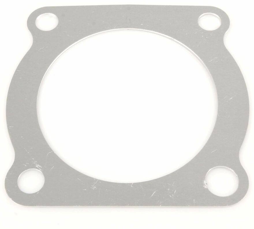 ■商品概要Vespa T5 用Φ65.5mmアルミニウム■詳細説明ロングストローククランクシャフト以上のフットガスケット／ヘッドガスケット／スペーサー上位シリンダーやストロークの長いシリンダーには、より厚いベースガスケットやヘッドガスケット、またはスペーサーが必要です。ロングストローククランクシャフトを使用する場合、追加ストロークの長さの半分をヘッドガスケットやベースガスケットで補正する必要があります。ベースガスケットを使用して補正すると、排気時間が長くなり、オーバーフロー時間が長くなります。出口もフライス加工によってわずかに高くすると、エンジンをより高速に最適化できます。一方、ヘッドガスケットによる補償は、排気時間とオーバーフロー時間をわずかに延長するだけで、オーバーフロー時間は排気時間よりも大きく変化します。つまり、進角が少なくなります。これにより、中速域でより多くのトルクを持つセットアップが有利になります。たとえば、60 mm シャフトが MALOSSI に取り付けられている場合57 mm シャフトの代わりに210シャフトを使用すると、3 mm の追加ストロークを 1.5 mm ガスケットで補正する必要があります。次に、以下が適用されます。ベースでの 1.5mm補正は、広い回転範囲と高い馬力数値を保証しますが、トルクが低く、後半で突然のパワーブーストも保証します。一方、ヘッドでの 1.5 mm 補正は、低回転域での激しいトルクとウィリーの危険性を提供しますが、ピークパワーは低くなります。これは、 210の特に人気のあるツーリングの組み合わせで、ロングギア比との併用も可能です。54mmシャフトと組み合わせてポリーニ130を上げても、パワー、安定性、それに対応する競争力が得られる価値があることが証明されています。コンロッドが長くなってもストロークは変わりませんが、コンロッドの長さの違いによりシリンダーを上げる必要があります。フットシールは0.5から0.5までの厚さで入手可能です。 10.0 mm、厚さ 0.5-2.0 mm のヘッド シール。通常、アルミニウムで作られています。結論：異なる厚みのスペーサーを組み合わせる「ロングストローク・クランクシャフト」のチューニングは、ここ数年で最もエキサイティングな性能向上メニューの一つです。これこそが、本物のチューナーと素人の腕の差がはっきりと分かれるポイントです。■注意点※SIPアドバイス：適切なロングストローククランクシャフトも忘れずにご用意ください。厚みのあるスペーサーを使用する場合は、より長いスタッドが必要になることがよくあります。※取扱説明書が付属する場合は外国語となります。※輸入商材の為、納期が遅れる場合がございます。あらかじめご了承ください。※画像には他の商品が含まれている場合があります。※メーカー都合により商品の仕様変更がある場合がございます。ご了承ください。
