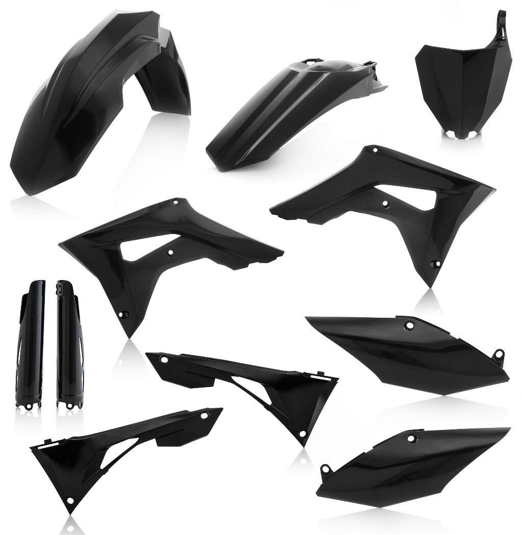 ■商品概要090 - black・0022379.090 HONDA用フロントフェンダー・0022381.090 HONDA用ラジエタースクープ・0022382.090 HONDA用サイドパネル・0022383.090 HONDA用リアフェンダー・0022465.090 HONDA用エアボックスカバー・0023607.090 HONDA用ロアフォークカバー・0023964.090 HONDA用フロントナンバープレート■注意点※取扱説明書が付属する場合は外国語となります。※輸入商材の為、納期が遅れる場合がございます。あらかじめご了承ください。※画像には他の商品が含まれている場合があります。※メーカー都合により商品の仕様変更がある場合がございます。ご了承ください。　※受注後のキャンセル、返品、都合交換はできません。予めご了承ください。■適合車種CRF 250 R&ensp;CRF 250 R 年式: 19-21CRF 450 R&ensp;CRF 450 R 年式: 19-20