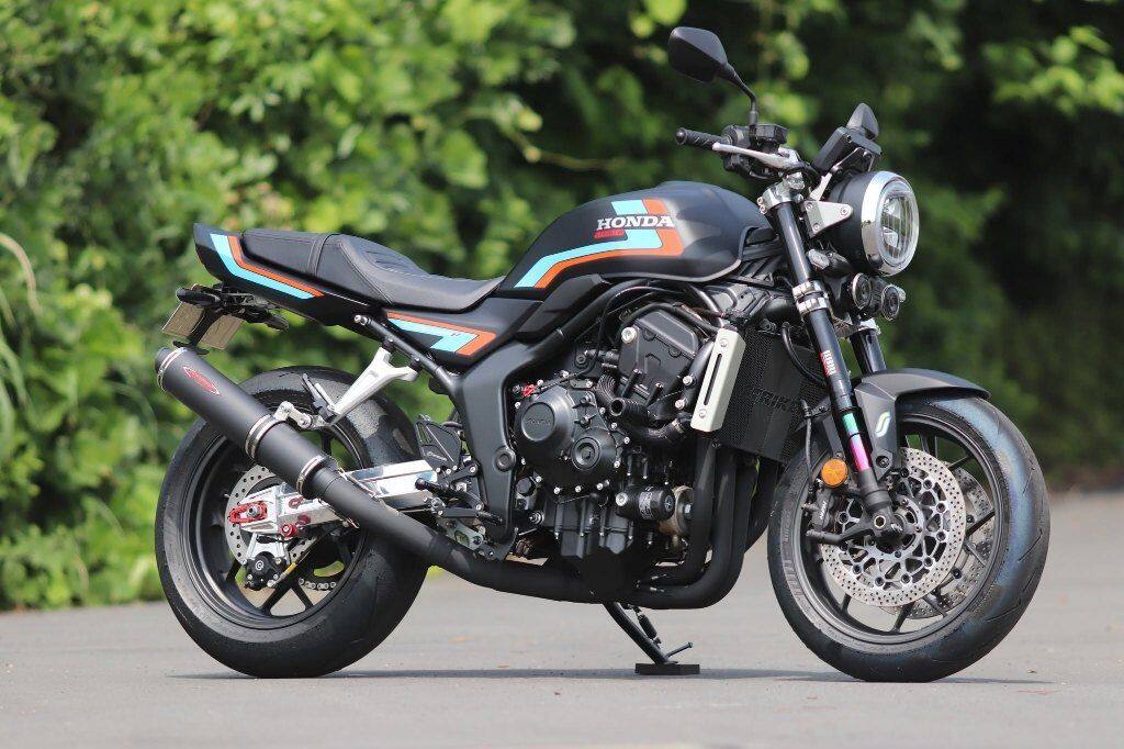STRIKER ストライカー STREET CONCEPT チタンフルエキゾーストマフラー TITAN BLACK LINE JMCA Type3 CB1000F SE HONDA ホンダ フルエキゾーストマフラー マフラー