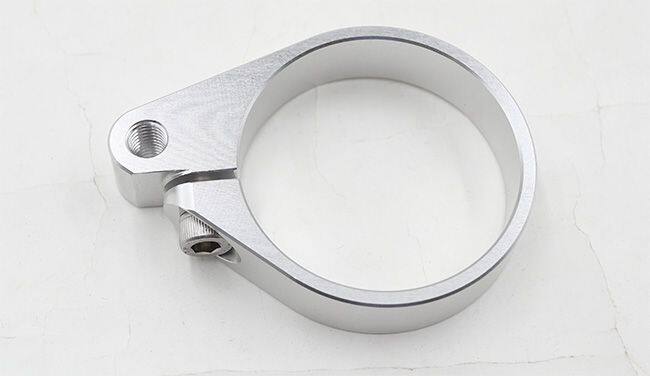 GIGA BIKE FACTORY ギガバイクファクトリー 52mm Fork Steering Damper Mount for R1， R6 YZF-R1 YZF-R6 YAMAHA ヤマハ ステアリングダンパーブラケット ハンドル周辺パーツ ハンドル