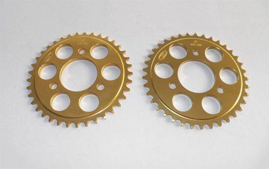 GIGA BIKE FACTORY ギガバイクファクトリー 415 Rear Sprocket for RS125 (Punched Type， 54mm ID) RS 125 HONDA ホンダ ドリブンスプロケット・リアスプロケット 駆動系 Size：32