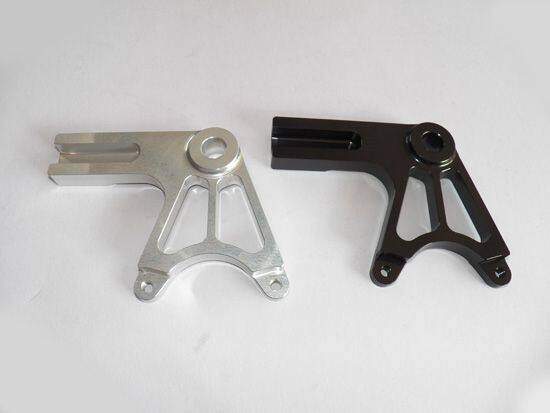 GIGA BIKE FACTORY ギガバイクファクトリー Royal Enfield GT Rear Brembo Under-Slung Bracket (Bolt-on) CONTINENTAL ROYAL ENFIELD ロイヤルエンフィールド キャリパーサポート・ブラケット ブレーキ