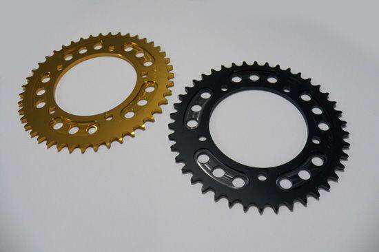 GIGA BIKE FACTORY ギガバイクファクトリー 520-42/43T Alloy 7075 Rear Sprocket for Triumph Thruxton THRUXTON TRIUMPH トライアンフ ドリブンスプロケット・リアスプロケット 駆動系 Color： Gold 42 teeth