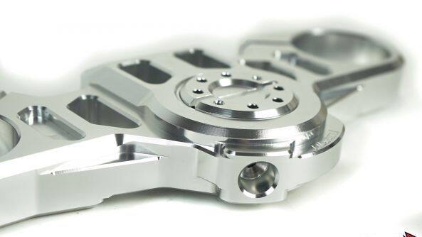 PIRANHA ピラニア CNC Upper Triple Tree Clamp Special Edition for CBR-650R 201...