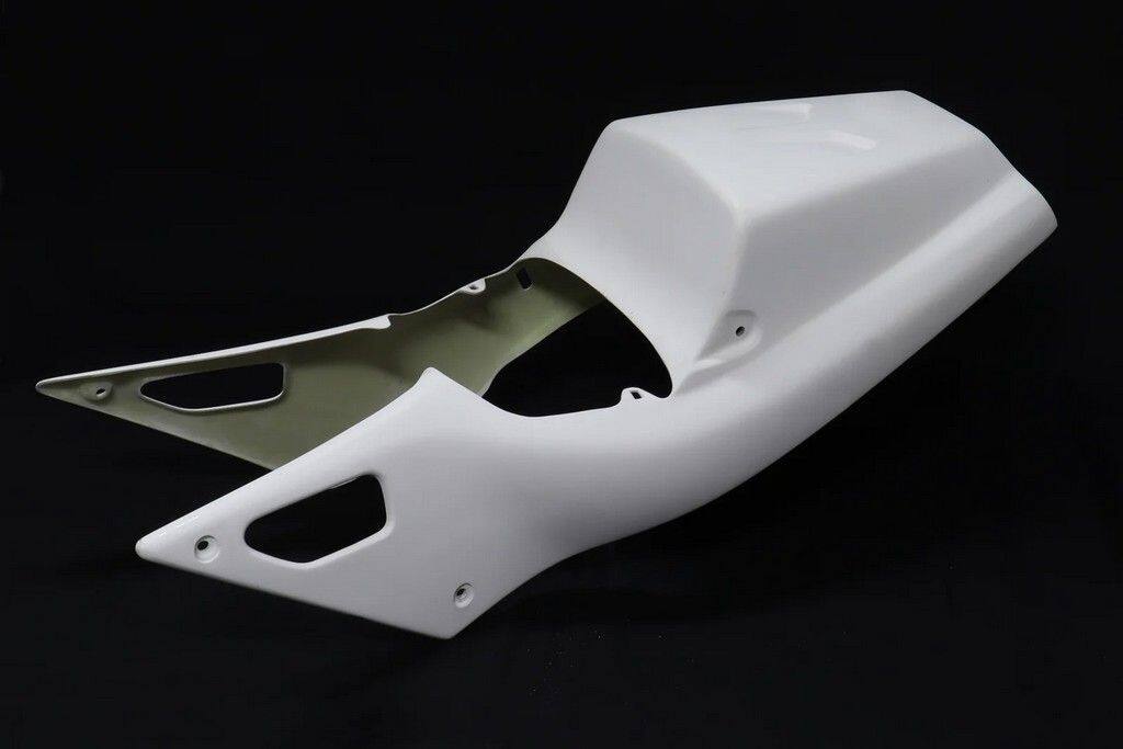 楽天市場】vfr400 nc30 カウルの通販