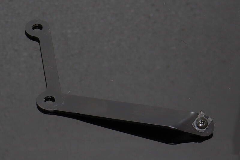 ■詳細説明ステーA 下左カバー VFR750F RC36-1対象: 一緒に使用:BPFX-7049(p)BPFX-7049BPCX-7049(p)BPCX-7049■注意点※取扱説明書が付属する場合は外国語となります。※輸入商材の為、納期が遅れる場合がございます。あらかじめご了承ください。※メーカー都合により商品の仕様変更がある場合がございます。ご了承ください。　※画像はイメージです。■適合車種VFR 750F&ensp;VFR 750F&ensp;&ensp;備考: RC36-1