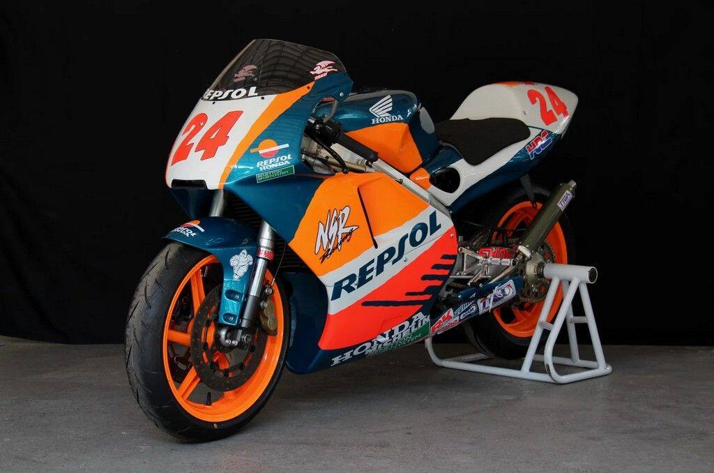 楽天市場】nsr250 mc28 カウルの通販