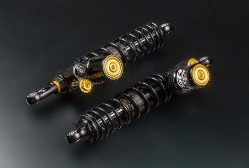 ■詳細説明サスペンションへ掛かる負荷が少ない小排気量＆軽量モデルだからこそ、小さな入力に対してでもリアショックが確実に動き、路面変化に対して追従することが快適なライディングに非常に重要な要素である。従来のTECシリーズでは解決が難しかった低荷重＆極低速域での作動感を最新のツインチューブテクノロジーを用いることで改善。ツインチューブならではのシルキーな作動感と、コンプレッション／リバウンド完全独立型ダンピングアジャスターと無段階調整可能なプリロードアジャスターを装備し幅広い調整範囲を持つことで、路面状況やライダーの好み的確に対応できるTECシリーズの最新モデル。■注意点※メーカー都合により商品の仕様変更がある場合がございます。ご了承ください。　※受注後のキャンセル、返品、都合交換はできません。予めご了承ください。■適合車種CC110&ensp;CC110 年式: 22-26クロスカブ&ensp;クロスカブ 年式: 22-26