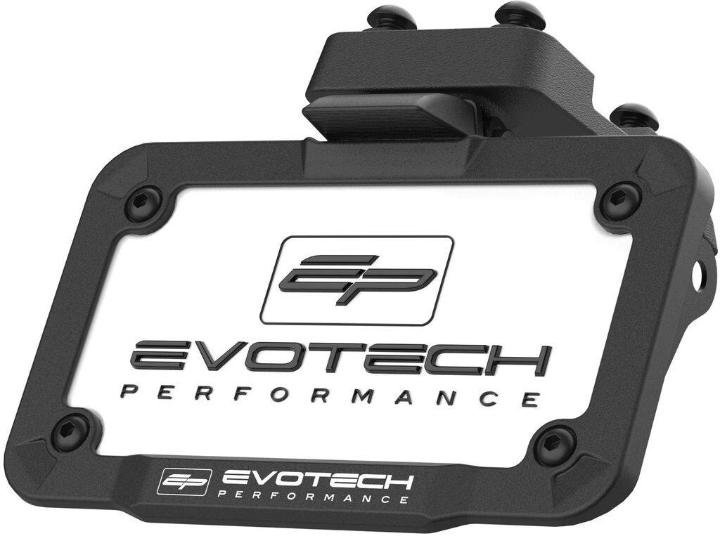 ■詳細説明【Evotech Performance Dynamicフェンダーレスキットfor Kawasaki Z900の主な特徴】・EvotechPerformanceのモデル専用モーターサイクルフェンダーレスキットは、純正の取り付けポイントにシームレスに接続します。・ピボットシステムにより、ライダーはナンバープレートを好みの傾斜角度に設定したり、六角レンチを使用して所定の位置に固定することで法規制に準拠した角度で確実に固定できます。・道路走行対応をうたうLEDナンバー灯用の車種専用配線カプラーコネクタにより、カプラーオンでの取り付けが可能です。・インターフェースプレートとライセンスホルダーは軽量アルミニウムからCNC加工されており、EPの特徴であるマットブラックパウダーコーティングとロゴが施されています。・105mmx182mm(4.13inx7.16in)のライセンスホルダープレートにはCNC加工による凹部があり、軽量かつ魅力的な美しさを実現しています。・射出成型されたABSフロントベゼルは、機能に影響を与えることなく使用または取り外しが対応します。・さまざまなM8ネジのアフターマーケットウインカーライトと互換性があり、またはウインカーブラケットを取り外すこともできます。・キットには黒色のステンレス製フィッティング、TPUウインカー接続スリーブ、スパナ、ケーブルタイも含まれています。Evotechの顧客およびEvotechPerformanceの信頼できる取引パートナーからのさまざまなリクエストを受けて、英国のEvotech設計チームはKawasakiZ900用にEvotechDynamicフェンダーレスキットを設計、製造しました。EPフェンダーレスキットは、モデル固有のナンバープレートホルダーに、ディスプレイの角度を調整できるというさらなる利点を提供します。道路走行対応をうたうLEDライトを含むきちんとしたEvotechナンバープレートホルダーは、純正の取り付けポイントを利用してOEライセンスフェンダーを置き換えます。多くのEvotechフェンダーレスキットはナンバープレートを所定の位置に固定しますが、EvotechDynamicフェンダーレスキットでは、ライダーが傾斜角度をカスタマイズしたり、折りたたんだりして、よりクリーンな外観を実現することもできます。必要な固定具とワイヤーはキット内に同梱されており、デジタルビジュアル説明書を使用すると取り付けが非常に簡単になります。■注意点※ナンバープレートサイズが日本の規格ではない場合があります。取り付ける際にはステーによる加工などが必要となりますのでご注意ください。※取扱説明書が付属する場合は外国語となります。※輸入商材の為、納期が遅れる場合がございます。あらかじめご了承ください。※メーカー都合により商品の仕様変更がある場合がございます。ご了承ください。※画像には他の商品が含まれている場合があります。■適合車種Z900 SE&ensp;Z900 SE 年式: 25-Z900&ensp;Z900 年式: 25-