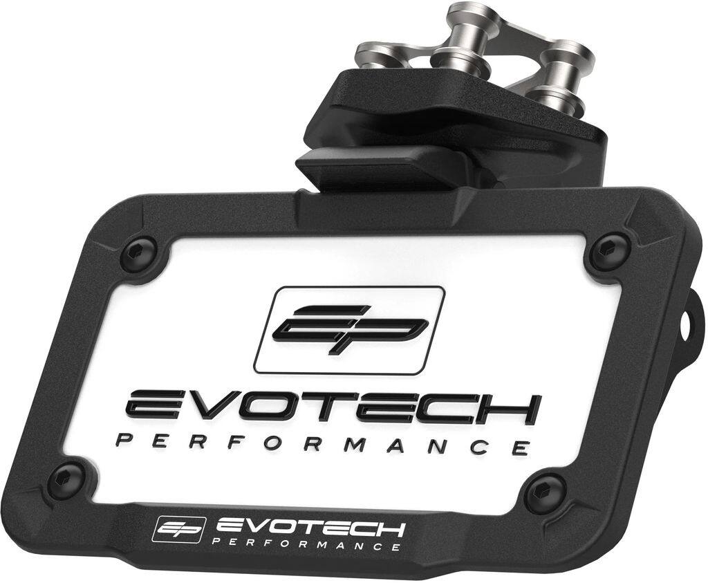 ■詳細説明【Triumph Daytona 675用Evotech PerformanceDynamicフェンダーレスキットの主な特徴】・EvotechPerformanceのモデル専用モーターサイクルフェンダーレスキットは、純正の取り付けポイントにシームレスに接続します。・ピボットシステムにより、ライダーはナンバープレートを好みの傾斜角度に設定したり、六角レンチを使用して所定の位置に固定することで法規制に準拠した角度で確実に固定できます。・道路走行対応をうたうLEDナンバー灯用の車種専用配線カプラーコネクタにより、カプラーオンでの取り付けが可能です。・強力な複合材と堅牢なアルミニウムコンポーネントで構成された専用設計。・EPの特徴であるマットブラックパウダーコーティングとアルミニウムパーツのロゴ。・105mmx182mm(4.13inx7.16in)のライセンスホルダープレートにはCNC加工による凹部があり、軽量かつ魅力的な美しさを実現しています。・射出成型されたABSフロントベゼルは、機能に影響を与えることなく使用または取り外しが対応します。・さまざまなM8ネジのアフターマーケットウインカーライトと互換性があり、またはウインカーブラケットを取り外すこともできます。・キットには黒色のステンレス製フィッティング、TPUウインカー接続スリーブ、スパナ、ケーブルタイも含まれています。Evotechの顧客および信頼できる取引パートナーからのさまざまなリクエストを受けて、英国のEvotechデザインチームがTriumphDaytona675用にEvotech Dynamicフェンダーレスキットを設計、製造しました。EPフェンダーレスキットは、モデル固有のナンバープレートホルダーに、ディスプレイの角度を調整できるというさらなる利点を提供します。道路走行対応をうたうLEDライトを含むきちんとしたEvotechナンバープレートホルダーは、純正の取り付けポイントを利用してOEライセンスフェンダーを置き換えます。多くのEvotechフェンダーレスキットはナンバープレートを所定の位置に固定しますが、EvotechDynamicフェンダーレスキットでは、ライダーが傾斜角度をカスタマイズしたり、折りたたんだりして、よりクリーンな外観を実現することもできます。必要な固定具とワイヤーはキット内に同梱されており、デジタルビジュアル説明書を使用すると取り付けが非常に簡単になります。■注意点※ナンバープレートサイズが日本の規格ではない場合があります。取り付ける際にはステーによる加工などが必要となりますのでご注意ください。※取扱説明書が付属する場合は外国語となります。※輸入商材の為、納期が遅れる場合がございます。あらかじめご了承ください。※メーカー都合により商品の仕様変更がある場合がございます。ご了承ください。※画像には他の商品が含まれている場合があります。■適合車種Daytona 675R&ensp;Daytona 675R 年式: 13-17Daytona 675&ensp;Daytona 675 年式: 13-17Daytona Moto2 765&ensp;Daytona Moto2 765 年式: 20-21Street Triple 765 RS&ensp;Street Triple 765 RS 年式: 23-Street Triple 765 RX&ensp;Street Triple 765 RX 年式: 26Street Triple 765 R&ensp;Street Triple 765 R 年式: 23-Street Triple 765&ensp;Street Triple 765 年式: 23-&ensp;&ensp;備考: Moto2 EditionStreet Triple RS&ensp;Street Triple RS 年式: 17-19Street Triple RX&ensp;Street Triple RX 年式: 15-16Street Triple R&ensp;Street Triple R 年式: 13-16&ensp;Street Triple R 年式: 17-19&ensp;Street Triple R 年式: 20-22Street Triple S&ensp;Street Triple S 年式: 17-19&ensp;Street Triple S 年式: 20-&ensp;&ensp;備考: 660Street Triple&ensp;Street Triple 年式: 13-16