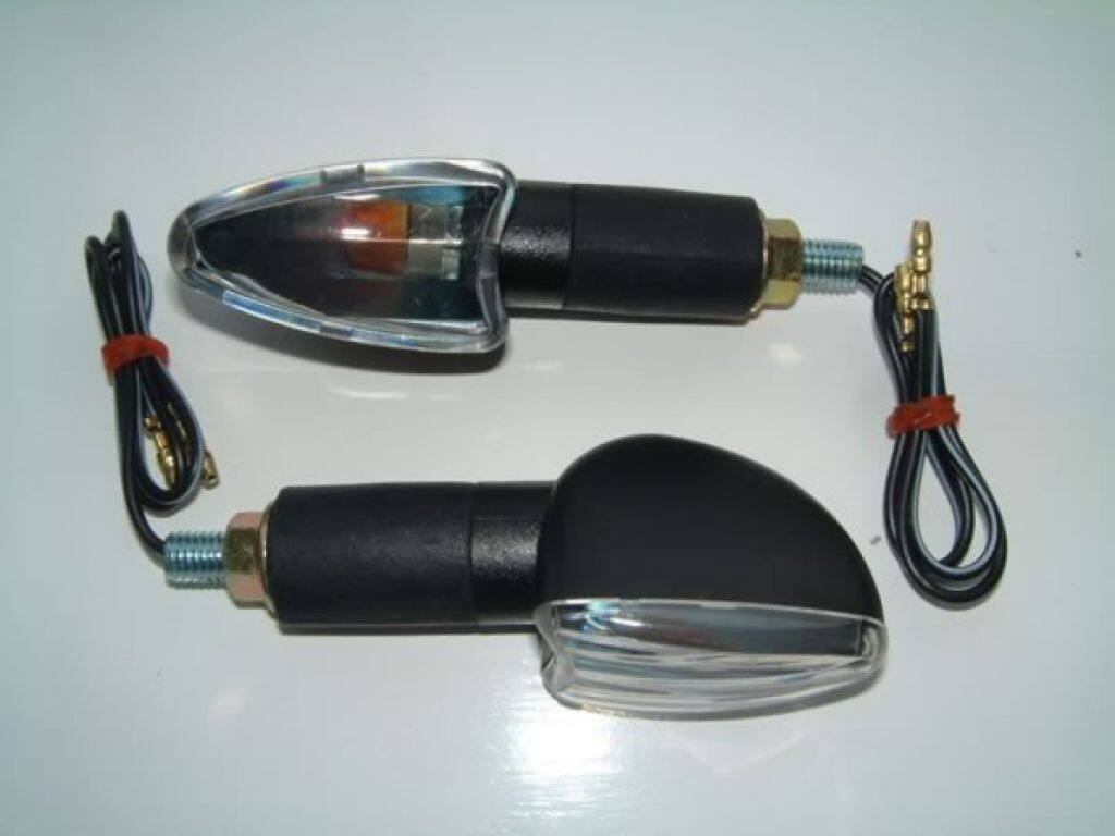 Pyramid Plastics ピラミッドプラスチック ブラック・ロング・クリア・スピア・インジケータ(Black Long Clear Spear Indicators) ウインカー 灯火類 電装系