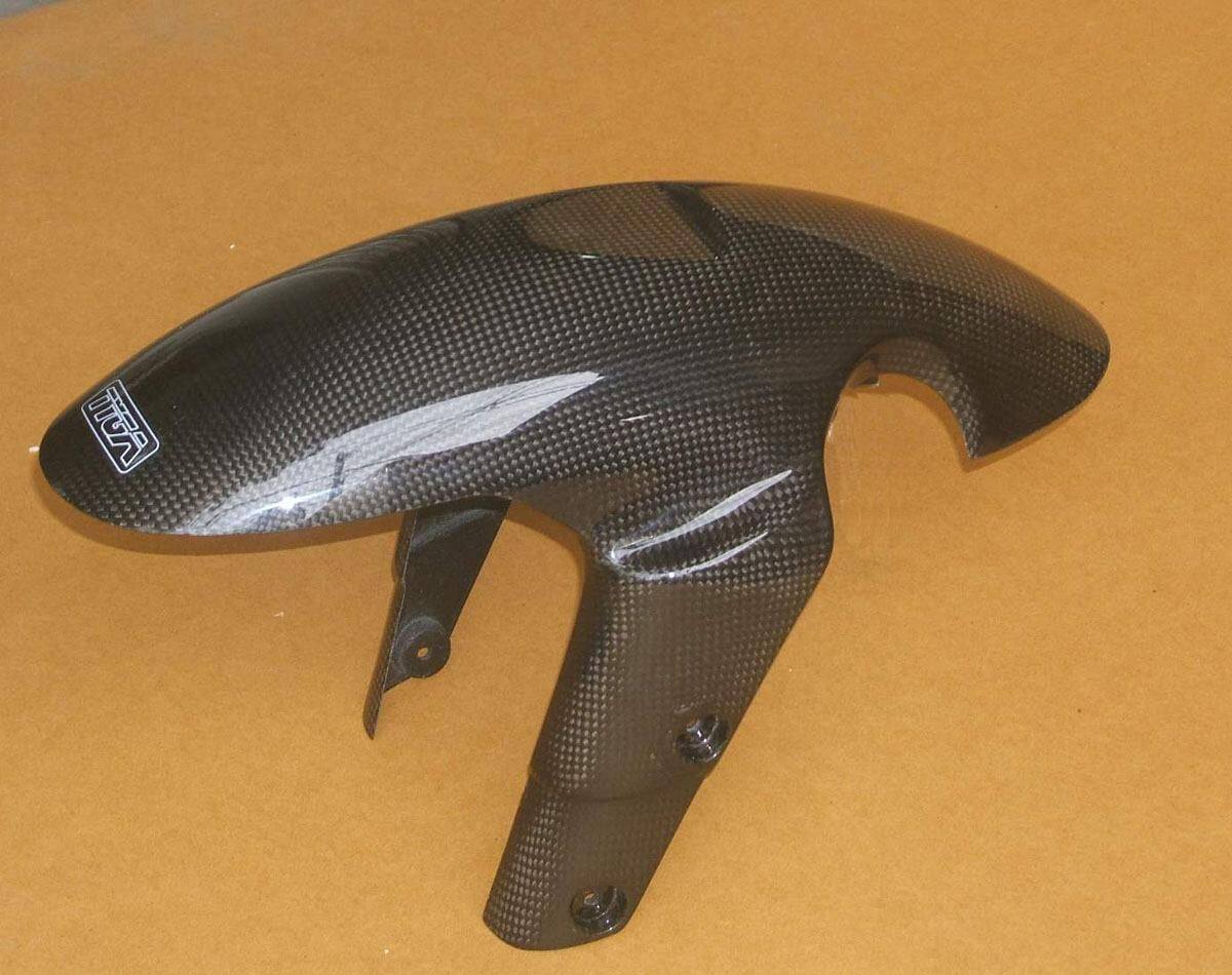 ■商品概要カーボン重量：200g■詳細説明純正形状のフェンダーです。ドリル加工による取付穴が備わっており、簡単に取り付けることができます。■適合車種RS125 (アプリリア)&ensp;RS125 (アプリリア) 年式: 96-06