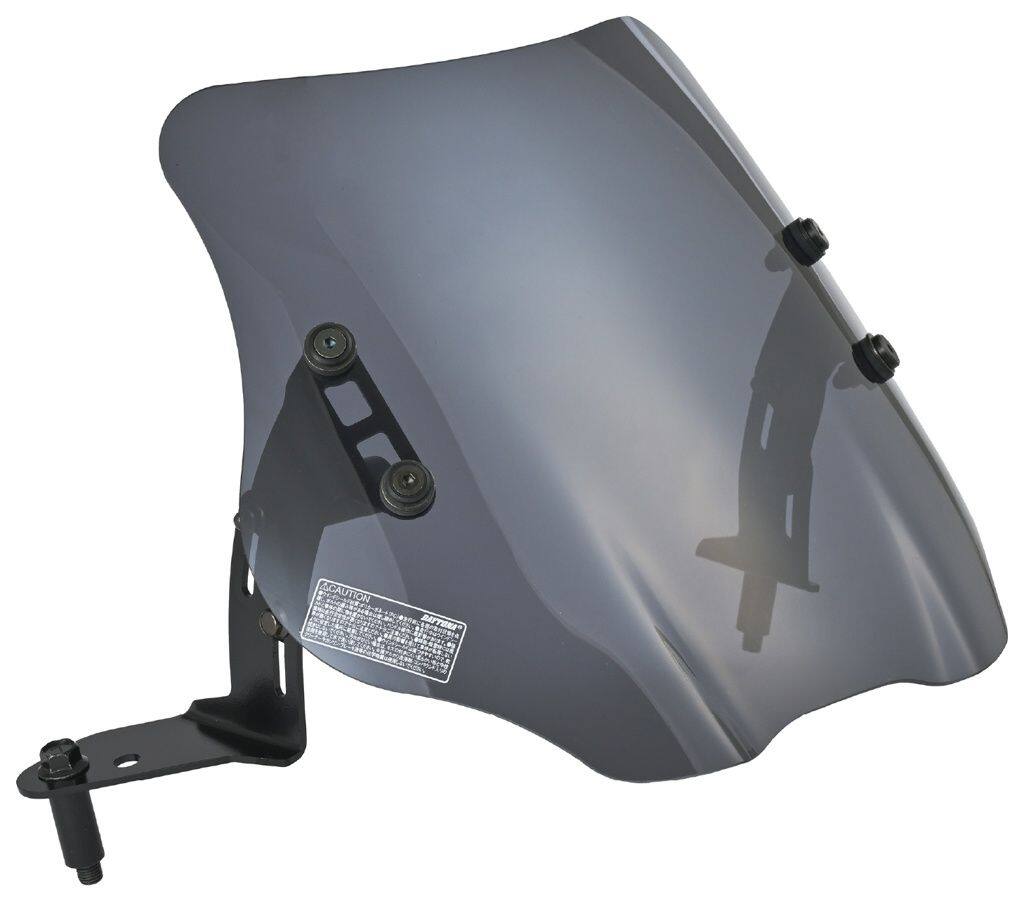 ■商品概要カラー：スモーク材質：ポリカーボネート製付属品：Φ22.2のクランプバー(全長60mm)■詳細説明PCX/160専用のウインドシールド。スタイリッシュデザインのウインドシールドで雨・風での疲労を軽減。ボルトオンで取り付けが可能です。スクリーンは耐衝撃性に優れるポリカーボネートにハードコーディングを施し傷つきを防止。上端のスポイラーが風圧を効果的に軽減する「RS」と、スモークスクリーンがスタイリッシュな「SS」をラインアップ。三次元立体成型シールドで、特性に応じた車種専用設計 / 約10度の角度調整可能。スマートフォンホルダーなどの装着に便利なΦ22.2のクランプバー(全長60mm)付属。■注意点※PCX(25) [JK05]、PCX160(25) [KF47]のハンドルカバー付きに適合。※画像には他の商品が含まれております。※メーカー都合により商品の仕様変更がある場合がございます。ご了承ください。■適合車種PCX125&ensp;PCX125 年式: 25&ensp;&ensp;備考: JK05/WW125ASPCX160&ensp;PCX160 年式: 25&ensp;&ensp;備考: KF47/WW160AS