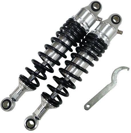 ■商品概要タイプ：窒素ガス封入式長さ：320mm【バイク適合品番】■スズキ純正品番62100-25D0062100-25D20セット内容・付属品：リアショック本体×2、スプリング調整用レンチ×1商品サイズ：上下アダプタ径：上12mm、下12mm■詳細説明軽量なアルミ製のダンパーボディのリアショックです。「リアショック、最近抜けが激しいな・・・」と思ったら交換の絶好のタイミングです。扱いやすいカラーリングをラインナップしました。・上下アダプタの取り付け穴内径を車種別に設定、簡単に装着が可能に！・スプリングプリロードは無段階調整タイプです。・純正のリアショックとほぼ同じ長さに設定が可能、調整式なので＋10mmまで延長する事が出来ます。・グラストラッカー及びボルティーの純正ピッチは330mmになりますので、純正ピッチのままでの交換時は本製品を10mm延長してから装着を行ってください。■注意点※グラストラッカー及びボルティーの純正ピッチは330mmになりますので、純正ピッチのままでの交換時は本製品を10mm延長してから装着を行ってください。※製造過程、輸送時、保管時等に付くと思われる小傷等がある場合がございます。※取扱い説明書は付属しません。※装着する車両の取付穴径と長さを予めご確認ください。※メーカー都合により商品の仕様変更がある場合がございます。ご了承ください。■適合車種グラストラッカー ビッグボーイ&ensp;グラストラッカー ビッグボーイ 年式: 01-03&ensp;&ensp;備考: NJ47A&ensp;グラストラッカー ビッグボーイ 年式: 04-07&ensp;&ensp;備考: NJ4BA&ensp;グラストラッカー ビッグボーイ 年式: 09-10&ensp;&ensp;備考: NJ4DAグラストラッカー&ensp;グラストラッカー 年式: 00-03&ensp;&ensp;備考: NJ47A&ensp;グラストラッカー 年式: 04-07&ensp;&ensp;備考: NJ4BA&ensp;グラストラッカー 年式: 09-10&ensp;&ensp;備考: NJ4DAボルティー タイプ1&ensp;ボルティー タイプ1 年式: 95-00&ensp;&ensp;備考: NJ47Aボルティー タイプ2&ensp;ボルティー タイプ2 年式: 95-96&ensp;&ensp;備考: NJ47Aボルティー タイプC&ensp;ボルティー タイプC 年式: 96-97&ensp;&ensp;備考: NJ47Aボルティー タイプT&ensp;ボルティー タイプT 年式: 98-02&ensp;&ensp;備考: NJ47A