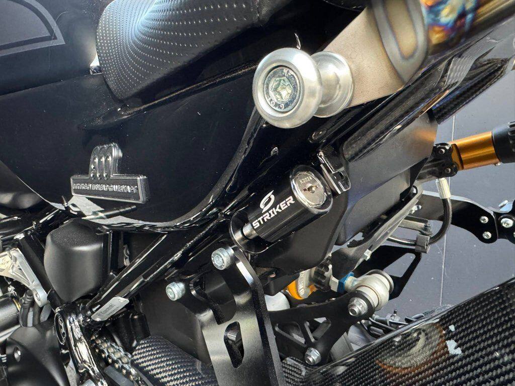 STRIKER ストライカー Fixe design×STRIKERコラボ アルミビレットヘルメットロック...