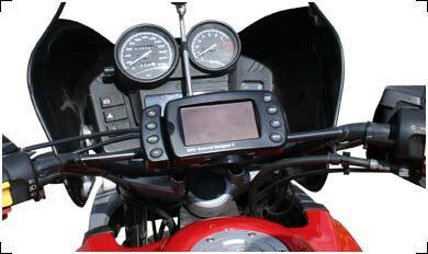 ■詳細説明Easy and fast mounting is possible with our new GPS Mounting forBMWR1100 1150GS & Adventure.For all BMW Navigators Garmin Zumo SPIII & SP26** & 2720 seriesGPSSP26** & 2720 owners will need to purchase the GarminMotorcycleMount.(see pictures) Colour: Anodized Silver■注意点※日本語の説明書は付属しません。■適合車種R1100 GS Adv&ensp;R1100 GS AdvR1100 GS&ensp;R1100 GSR1150 GS Adv&ensp;R1150 GS AdvR1150 GS&ensp;R1150 GS