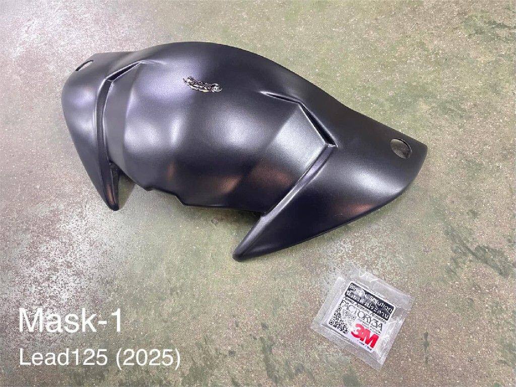 ■詳細説明車種専用設計のアクセサリーです。穴あけや切断などの車体加工を行わず、純正の取付箇所を利用して簡単にボルトオン装着できるため、DIYでの取付に適しています。スタイル、保護性能、ツーリング時の利便性を高めます。■注意点※取扱説明書が付属する場合は外国語となります。※輸入商材の為、納期が遅れる場合がございます。あらかじめご了承ください。※メーカー都合により商品の仕様変更がある場合がございます。ご了承ください。※画像には他の商品が含まれている場合があります。　※画像はイメージです。■適合車種LEAD125&ensp;LEAD125 年式: 25-