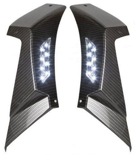 ■商品概要素材：ABS樹脂高輝度LEDライト簡単取付適合：Yamaha Aerox 155 Old■注意点※取扱説明書が付属する場合は外国語となります。※輸入商材の為、納期が遅れる場合がございます。あらかじめご了承ください。※メーカー都合により商品の仕様変更がある場合がございます。ご了承ください。　※画像はイメージです。■適合車種Aerox 155&ensp;Aerox 155 年式: 17-20