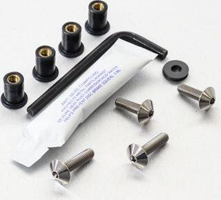 ■商品概要素材：ステンレス製品タイプ：ボディーワーク／フェアリング重さ：22.17g入数：4穴あけ加工：なし■詳細説明フェアリングのルックスを完璧に！このキットにはスクリーン周辺に使えるボルト、ナットおよびアンチスクラッチワッシャが含まれています。素材は316磨き仕上げステンレススチール。■注意点※メーカー都合により商品の仕様変更がある場合がございます。ご了承ください。■適合車種ZX-10R SGF Ninja&ensp;ZX-10R SGF Ninja 年式: 16-18